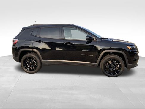 New 2025 Jeep Compass Latitude w/ Sun & Sound Group image 6