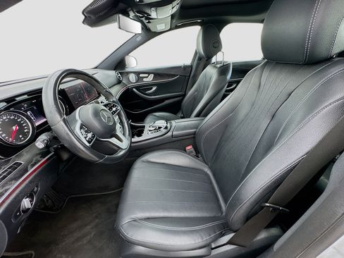 Used 2019 Mercedes-Benz E 300 image 13
