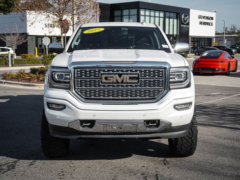 Used 2017 GMC Sierra 1500 Denali w/ Denali Ultimate Package image 3