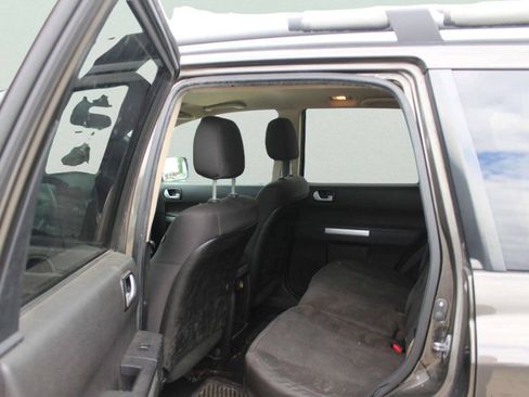 Used 2010 Mitsubishi Endeavor LS AWD/4WD image 7