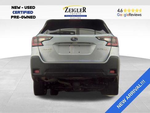 Used 2023 Subaru Outback Premium AWD/4WD image 3