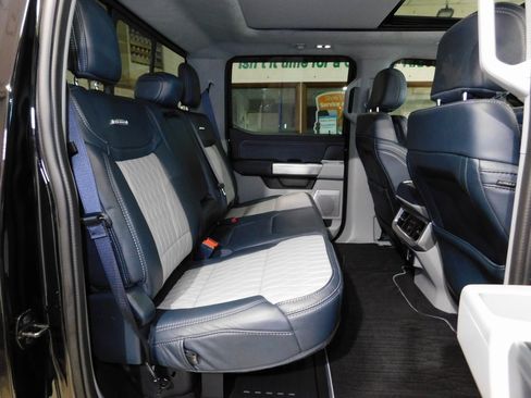 Used 2023 Ford F250 Limited w/ FX4 Off-Road Package image 93