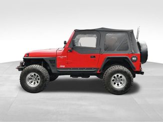 Used 2000 Jeep Wrangler Sport AWD/4WD video 2