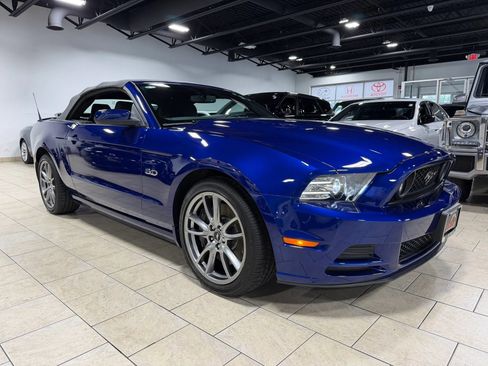 Used 2013 Ford Mustang GT w/ Brembo Brake Pkg RWD image 14