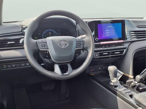 Certified 2026 Toyota Camry LE FWD image 10