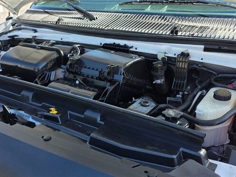 Used 2022 Ford E-350 and Econoline 350 Super Duty RWD image 22