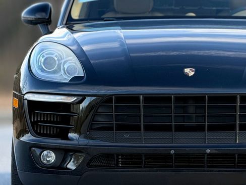 Used 2017 Porsche Macan S image 13