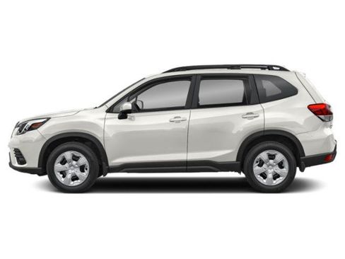 Used 2024 Subaru Forester AWD/4WD image 3