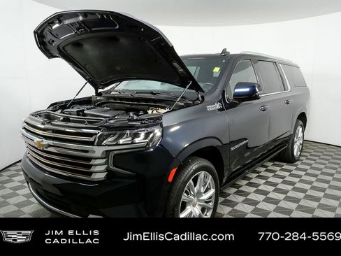 Used 2023 Chevrolet Suburban High Country w/ Premium Package 2 image 37