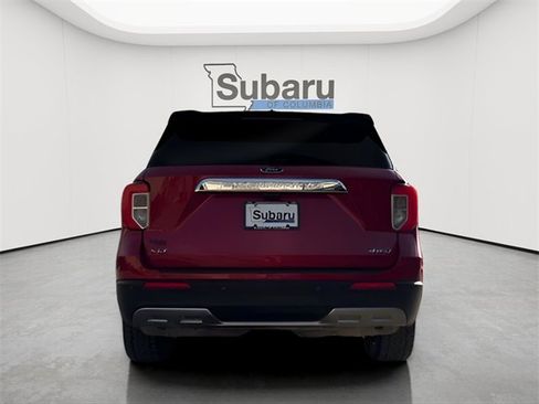 Used 2021 Ford Explorer XLT w/ Equipment Group 202A image 6