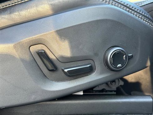 Used 2018 Volvo XC90 T6 Inscription w/ Convenience Package image 19