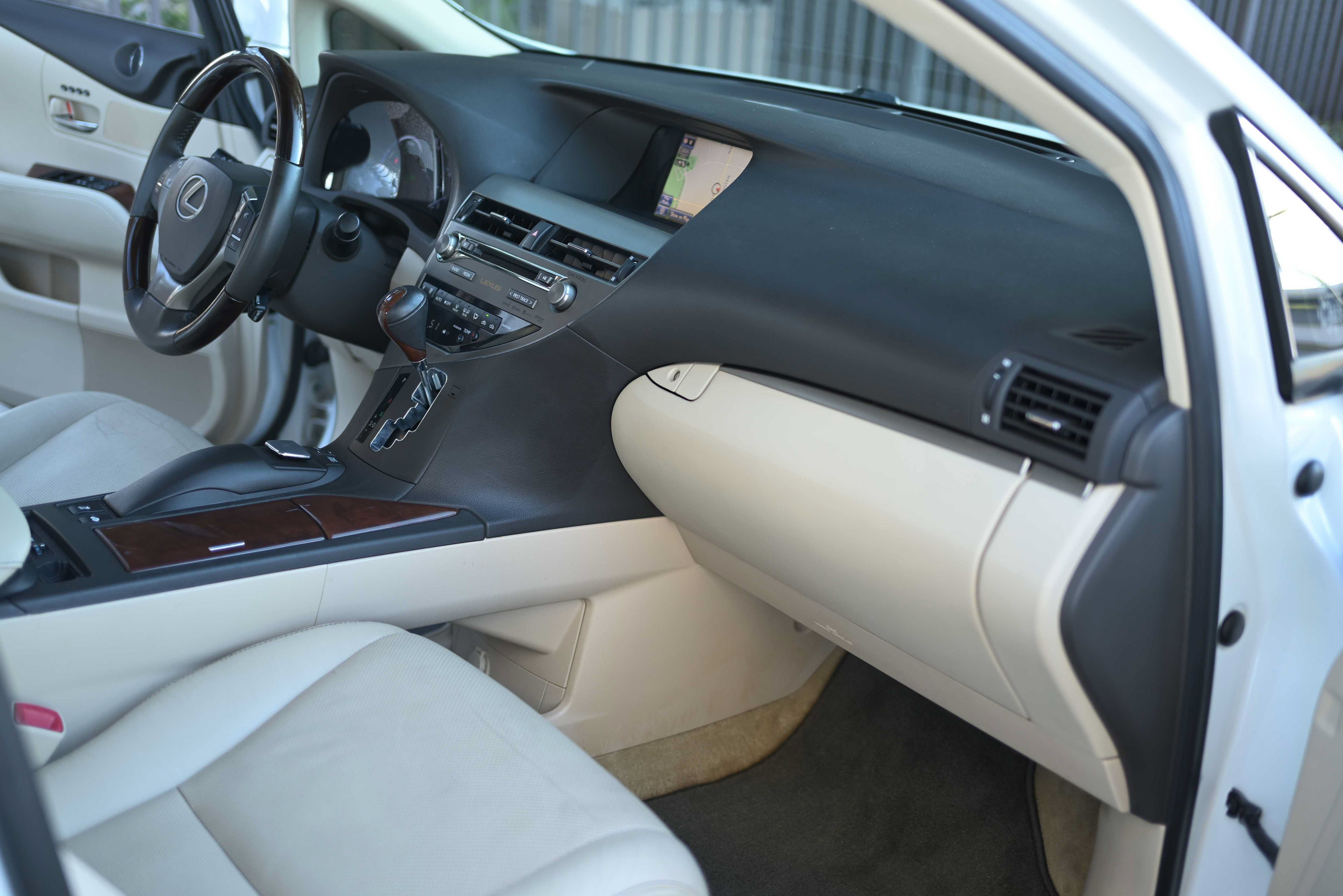Used 2013 Lexus RX 450h AWD w/ Navigation Pkg image 11