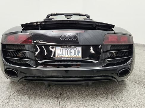Used 2011 Audi R8 V10 w/ Enhanced Leather Pkg AWD/4WD image 43