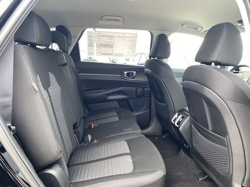 New 2026 Kia Sorento LX FWD image 19