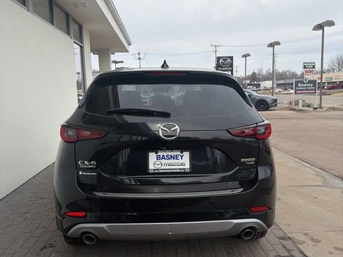 New 2025 MAZDA CX-5 Signature image 7