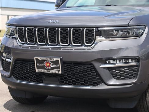 Used 2022 Jeep Grand Cherokee Limited image 71