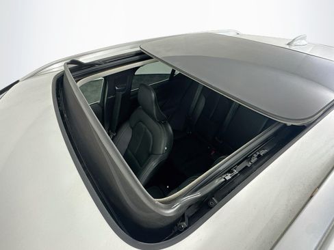 Used 2023 Volvo XC40 B5 Plus w/ Protection Package Premier AWD/4WD image 26