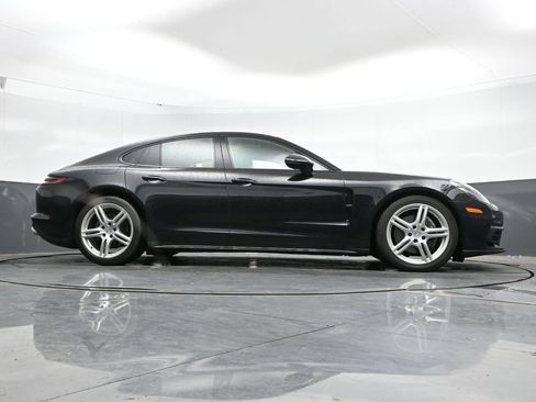 Used 2019 Porsche Panamera 4 AWD/4WD image 47