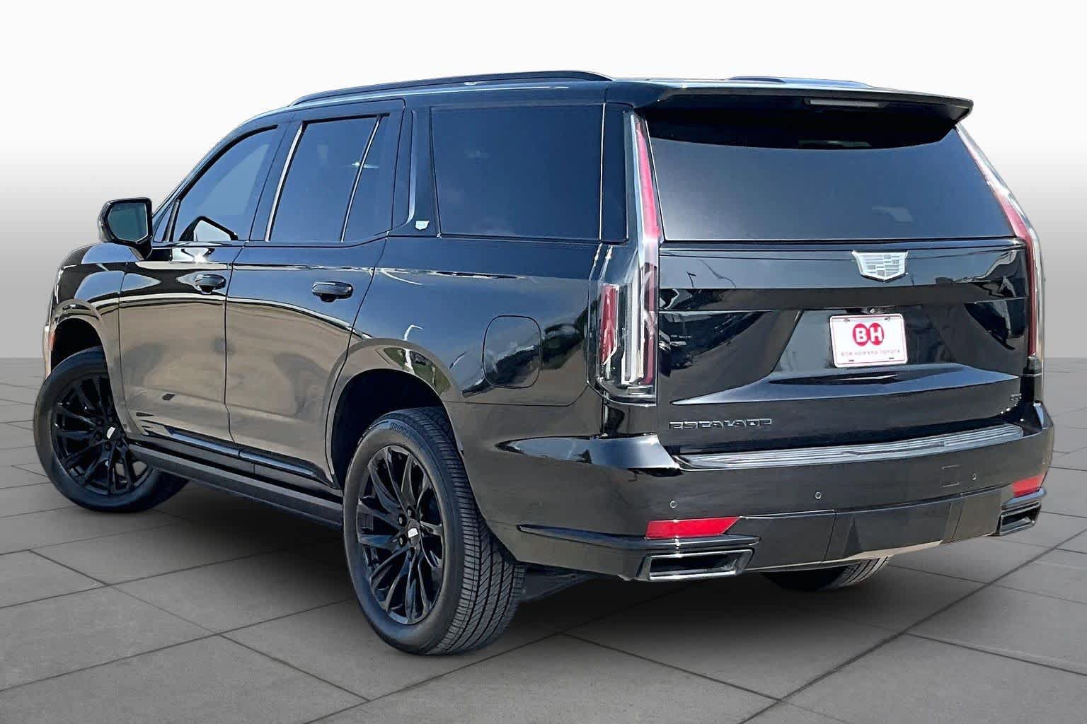 Used 2023 Cadillac Escalade Sport Platinum w/ LPO, ONYX Package AWD/4WD image 12