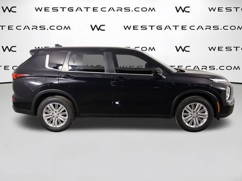 Used 2024 Mitsubishi Outlander ES FWD image 44