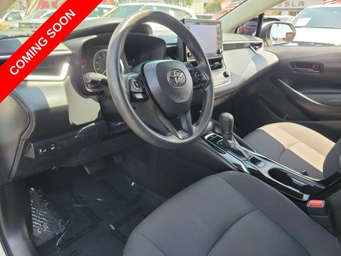 Used 2022 Toyota Corolla LE w/ Carpet Mat Package (TMS) FWD image 18