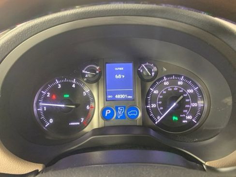 Used 2019 Lexus GX 460 image 22