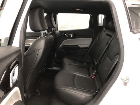 Certified 2025 Jeep Compass Limited w/ Elite Group image 12