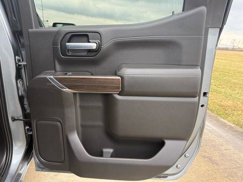 Used 2020 Chevrolet Silverado 1500 RST w/ All-Star Edition image 17