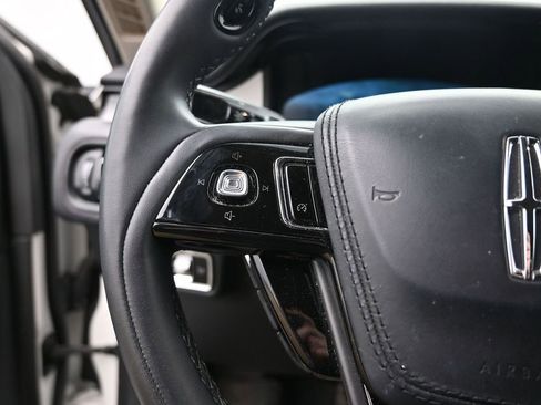 Used 2023 Lincoln Aviator AWD w/ Premium Package image 22