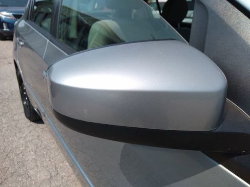 Used 2011 Nissan Sentra 2.0 S w/ Convenience Pkg image 6