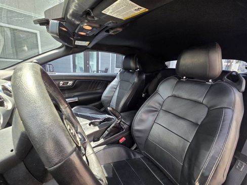 Used 2015 Ford Mustang Premium RWD image 32