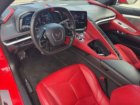 Used 2022 Chevrolet Corvette Stingray Preferred Cpe w/ Z51 Performance Package RWD image 11