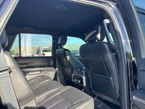 Certified 2020 Ford Expedition XLT image 11