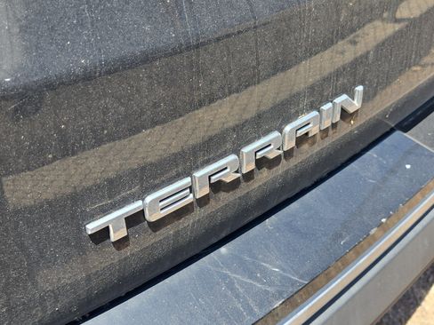 Used 2018 GMC Terrain SLT w/ Preferred Package AWD/4WD image 10