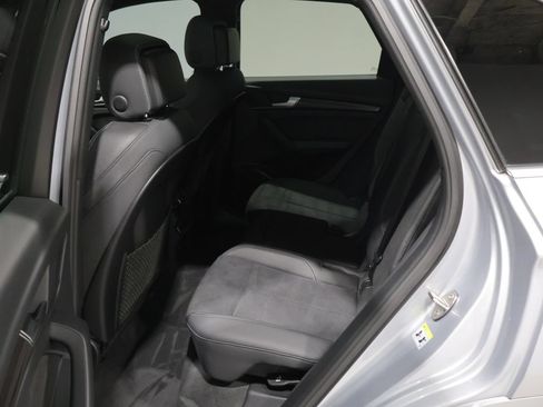 Used 2022 Audi SQ5 Premium Plus AWD/4WD image 18