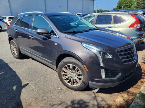 Used 2017 Cadillac XT5 Luxury w/ Driver Awareness Package FWD image 3
