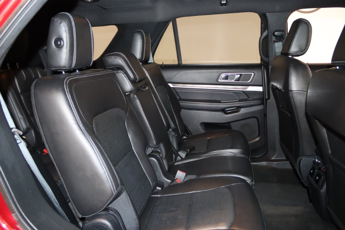 Used 2018 Ford Explorer Limited AWD/4WD image 63
