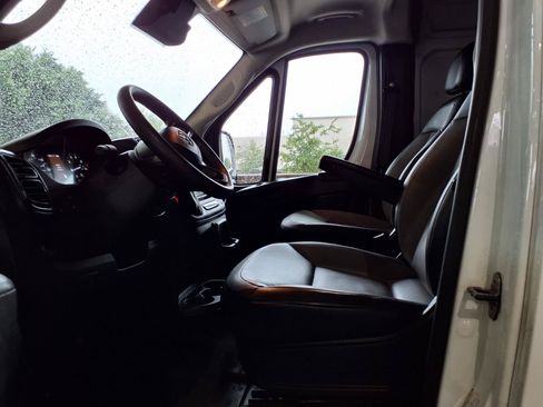 Used 2025 RAM ProMaster 2500 w/ Convenience Group FWD image 20