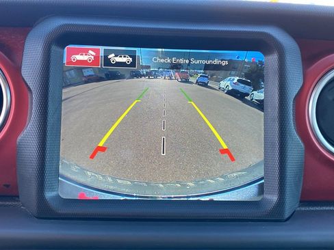 Used 2021 Jeep Wrangler Unlimited Rubicon image 24