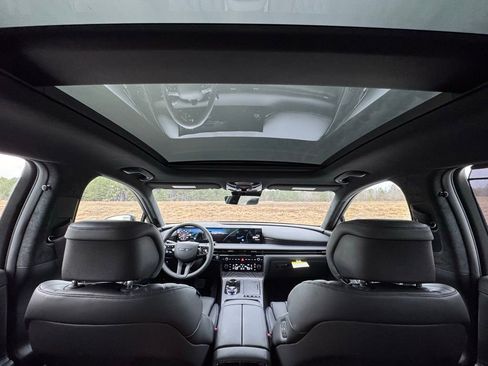 New 2026 Genesis G80 3.5T Prestige image 3