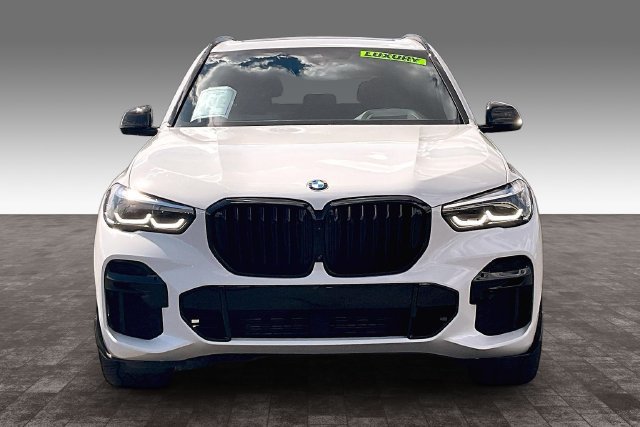 Used 2023 BMW X5 xDrive40i w/ M Sport Package AWD/4WD image 3