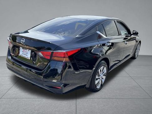 Used 2023 Nissan Altima 2.5 S FWD image 15
