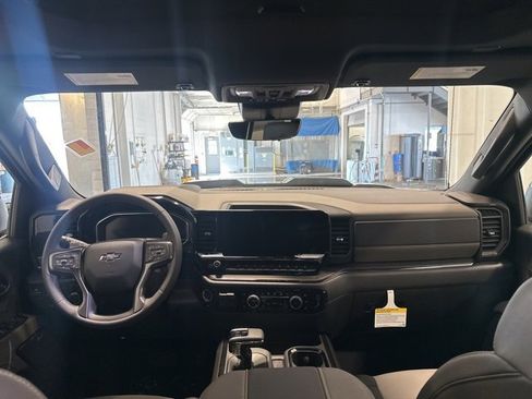 New 2024 Chevrolet Silverado 1500 ZR2 w/ ZR2 Bison Edition image 18