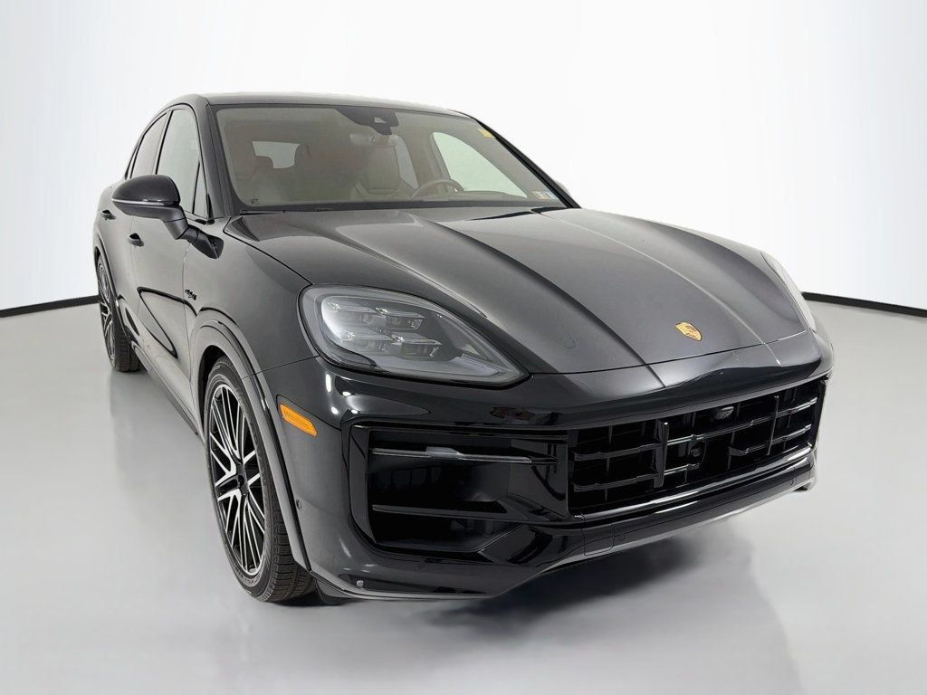 Certified 2026 Porsche Cayenne S AWD/4WD image 7