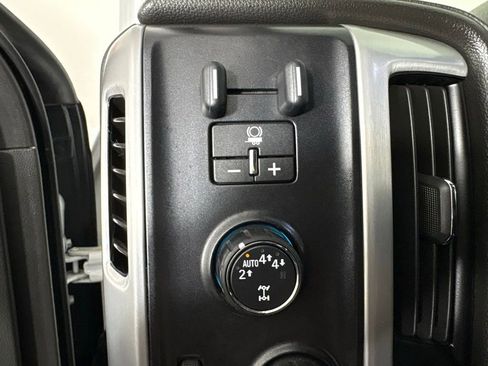 Used 2018 GMC Sierra 1500 SLT AWD/4WD image 21