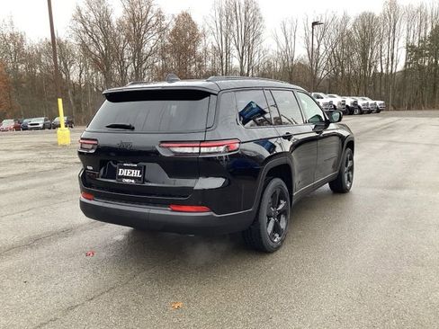 New 2025 Jeep Grand Cherokee L Altitude image 7