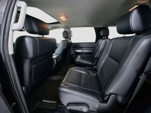 Used 2018 Toyota Sequoia TRD Sport AWD/4WD image 23