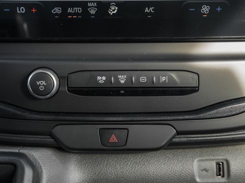 New 2026 Ford Transit 250 148 Medium Roof w/ Load Area Protection Package image 22