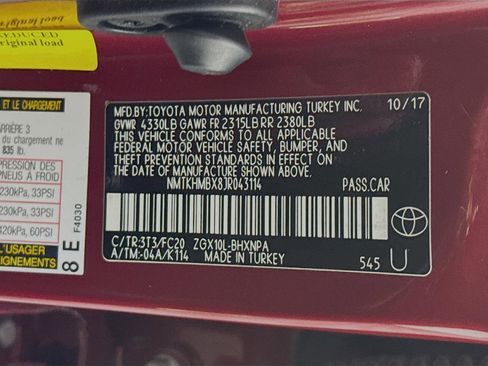 Used 2018 Toyota C-HR XLE image 39