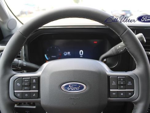 New 2026 Ford F250 Lariat w/ Black Appearance Package AWD/4WD image 18